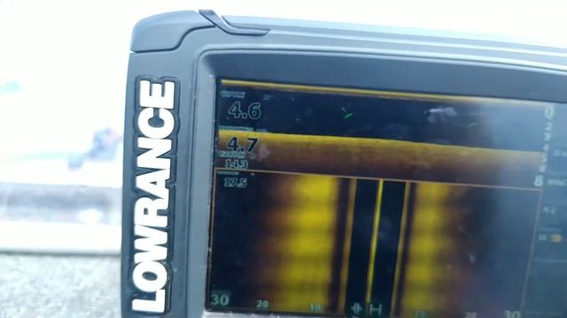 РЫБА НА ЭХОЛОТЕ. Как видит рыбу Lowrance Elite-7 Ti2 смотреть онлайн