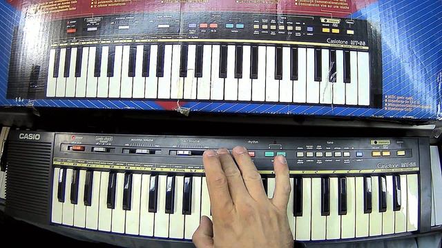 CASIO Casiotone MT - 55 (DEMO song while changing sounds and rhythms) смотреть онлайн
