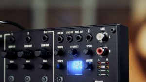 Korg Volca Mix Analogue Performance Mixer | Reverb Demo Video