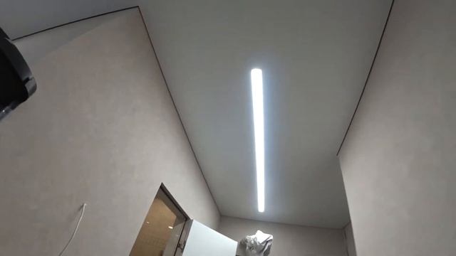 ниша для электро штор в натяжных потолках