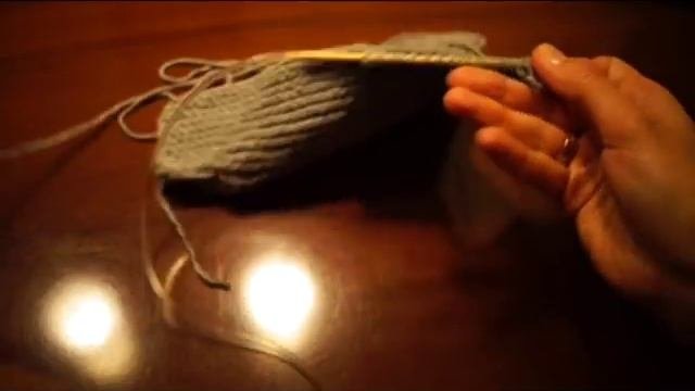 Как связать тапочки (спицы). Тапочки одним полотном. ?
