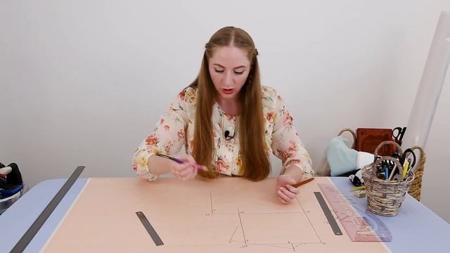 Футболка большого размера. Построение конструкции женской футболки на размер от 50 и больше. смотреть онлайн