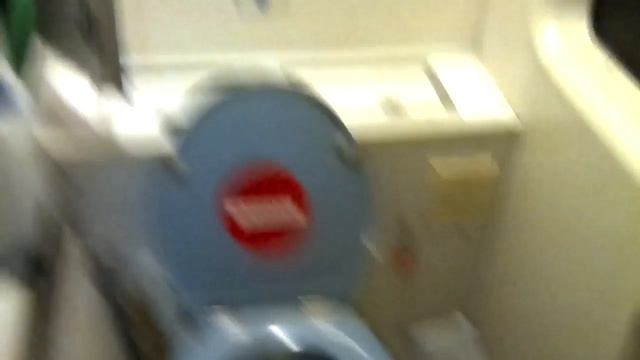 Самый жесткий биотуалет в электропоезде смотреть онлайн