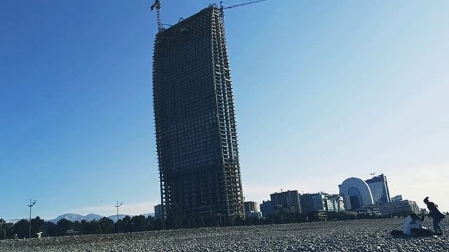 МАРТ В БАТУМИ! ПЛЯЖ БАТУМИ! ЖИЗНЬ В ГРУЗИИ МАРТ 2021! смотреть онлайн