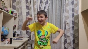 Поём и танцуем под песню Клава Кока - ЛА ЛА ЛА