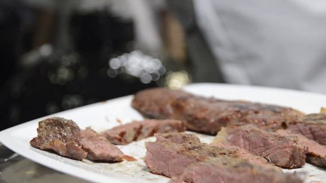 Лёгкость использования керамических грилей Primo смотреть онлайн