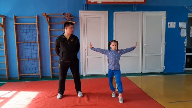 Дистанционная тренировка по ушу: махи 2 год и старшие (первая часть) смотреть онлайн