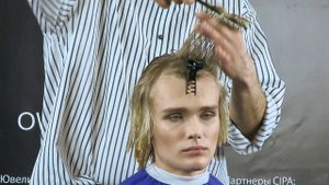 Мужская стрижка. Тренд. Длина после машинок.