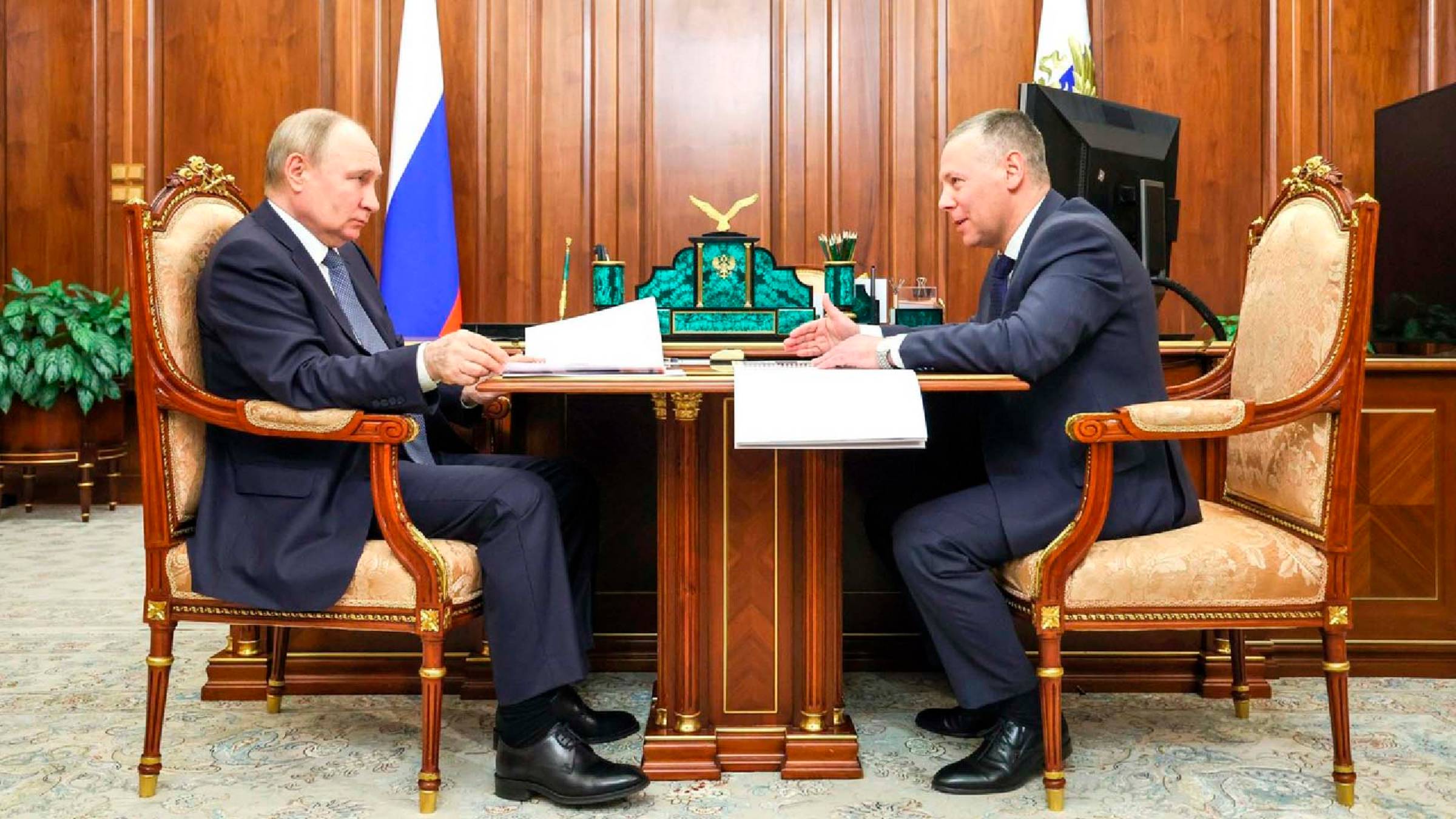 Губернатор Ярославской области доложил Путину о состоянии дорог в связи с увеличением турпотока