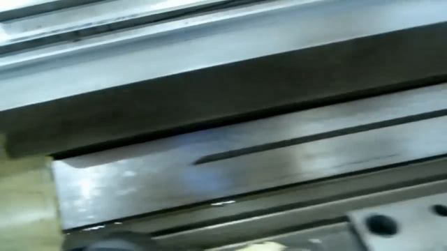 Затащить фрезерный станок через узкую дверь?... смотреть онлайн