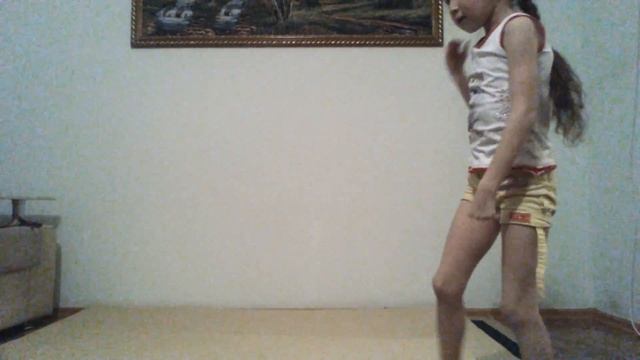 За 1 минуту челлендж. Гимнастические элементы за 1 минуту. Кто из нас выиграл? смотреть онлайн