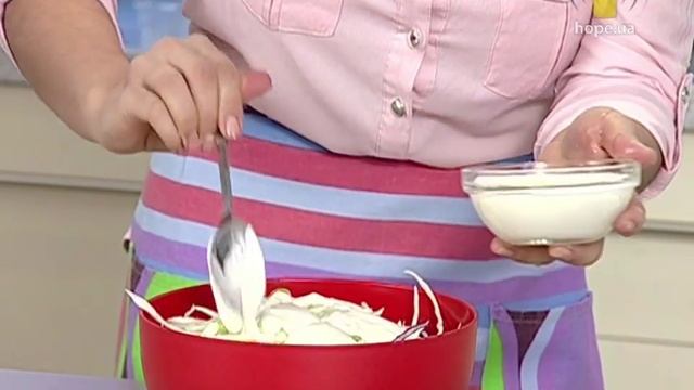 Салат "Коул Слоу" (НДП) | Кулінарочка [06/15] смотреть онлайн