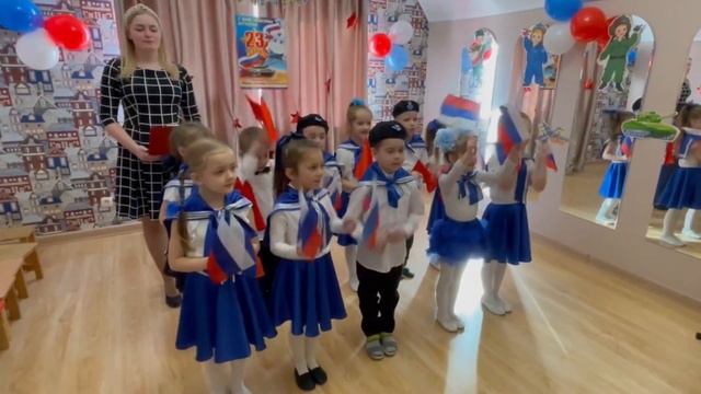 Поздравление ко Дню Защитника Отечества смотреть онлайн