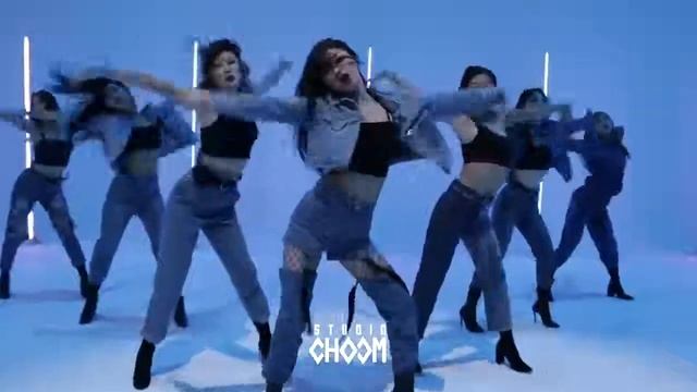 Sojin Dance -" 7 Rings "-By Ariana grande смотреть онлайн