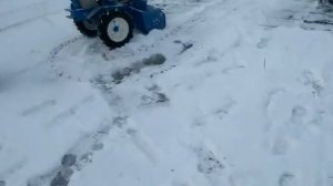Снегоуборочная насадка на мотоблок