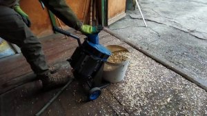 Щепорез, садовый измельчитель веток (измельчитель отходов, шредер) TRS. Зверь для нового проекта!