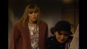 Simplemente María (1989): Lorena secuestra a María