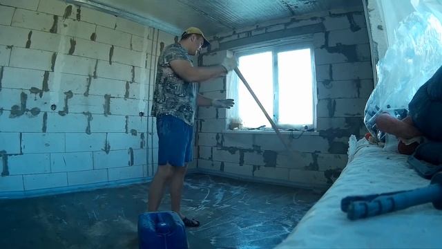 Подготовка и заливка самоналивного пола смотреть онлайн