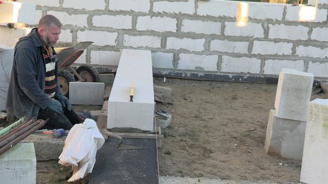 Кладка первого ряда газоблоков на раствор с использованием ADA Cube 360 Green. смотреть онлайн