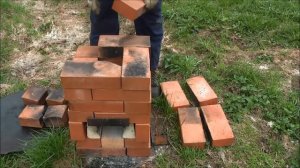 DIY 36 Brick Rocket Stove. Approx 7kW (24000 BTU/hr)