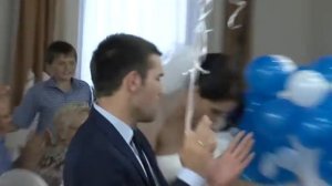 Оригинальное поздравление жениха и невесты!