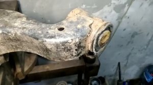 Ремонт передней подвески Nissan Navara ??