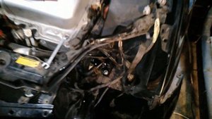 ✔️ Замена Помпы Инвертора. Ошибка зажигания Toyota Prius 20. Не заводится авто, тухнет дисплей