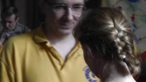 НО КАК НЕ ЛЮБЯ, СУМЕЕМ МЫ ПОНЯТЬ СЕБЯ