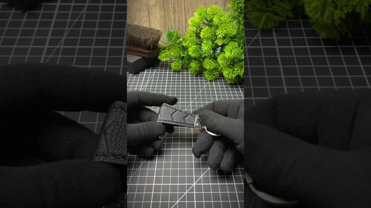 Брелок для ключей из кожи. Leather keychain #handmade #изделияизкожи