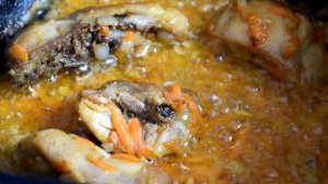 Готовим! Вкусный обед (картошка с макаронами и куриными бёдрышками)