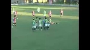 Вырубил судью во время матча