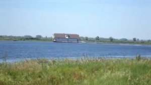 Дом плывёт!!))