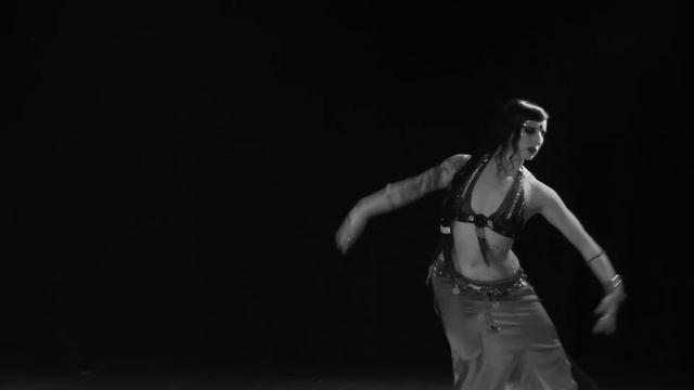 Ariellah performs fusion bellydance at The Massive Spectacular! смотреть онлайн