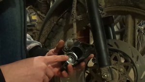 Racer Tiger RC 150-23, сборка и разборка переднего тормозного суппорта