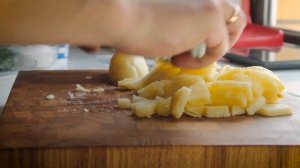 ОКРОШКА НА СМЕТАНЕ - Рецепт окрошки с уксусом.