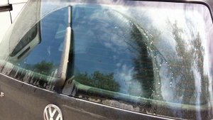 Дворник задней двери Q5 установленный в Golf 4