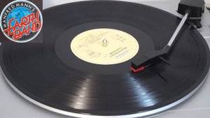 Platform end - Manfred Mann's Earth Band 1979 Angel Station. Vinyl Disk 12" Longplay 33rpm 4K-Video