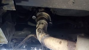 Mercedes vito w638 Оторвался глушак на скорости.Меняем выхлопную ОМ611