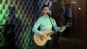 Ничего на свете лучше нету. Песня под гитару. Отрывок.