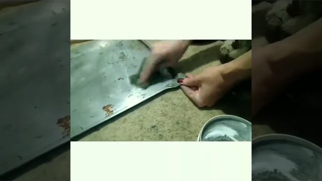 Пригоревший противень