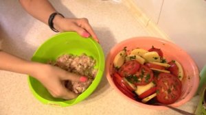 Быстрое, вкусное блюдо из картофеля и фарша. Празднично и быстро!