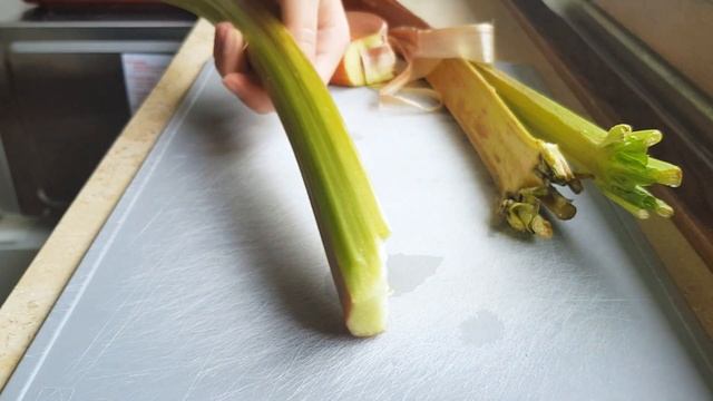 КАПКЕЙКИ С РЕВЕНЕМ / RHABARBER / RHUBARB CAKE RECIPE смотреть онлайн