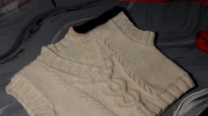 Жилет с застёжкой на плече для малыша