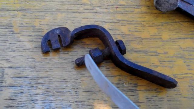 Как развести зубья ручной пилы. Практика смотреть онлайн