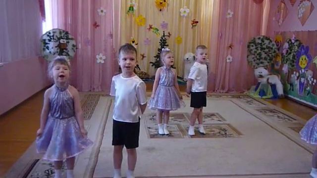 Песенка про воробья. Детский сад №116 ОАО "РЖД" г. Ульяновск смотреть онлайн