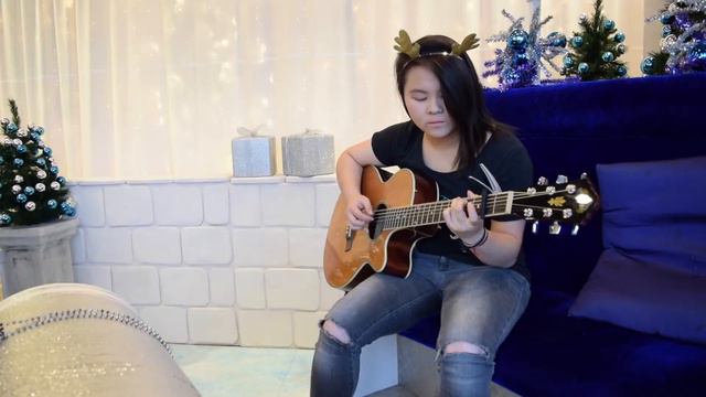 Mistletoe - Justin Bieber (Fingerstyle Guitar) смотреть онлайн