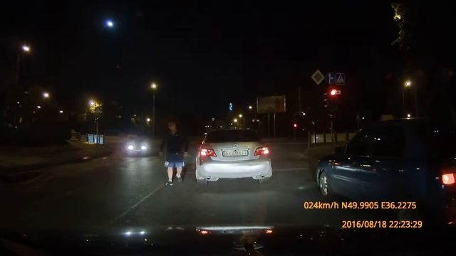 АХ0788ЕІ: Бойовий клоун смотреть онлайн