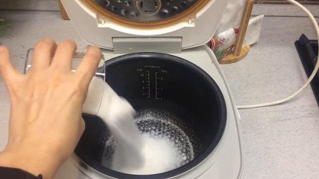Цукаты из апельсиновых корочек.