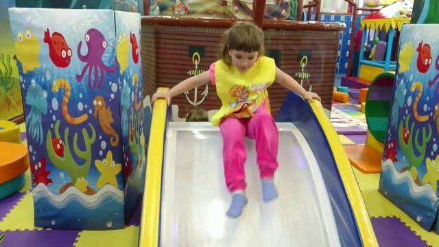 ДЕТИ В РАЗВЛЕКАТЕЛЬНОМ ЦЕНТРЕ HAPPYLON (ВИДЕО ДЛЯ ДЕТЕЙ) РАЗВЛЕЧЕНИЯ