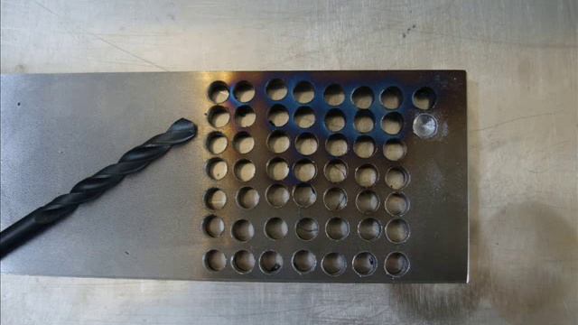 HSS R vs Co service life hr